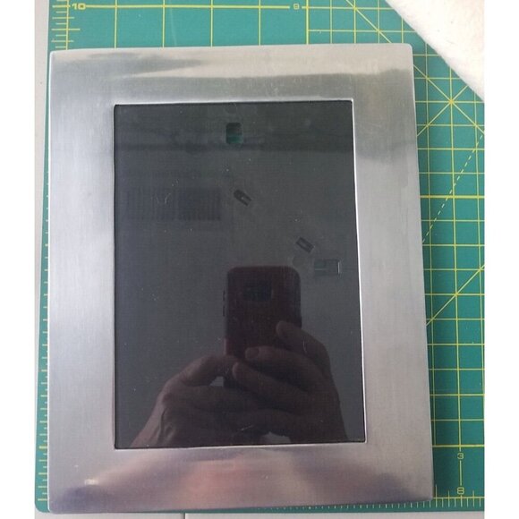 Metal bright Finish 9" X 7.5" Free Standing Portrait Landscape Or Hanging Frames - Picture 6 of 8